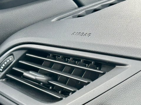 BMW 1 Series 1.5 118i Sport DCT Euro 6 (s/s) 5dr 53