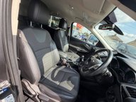 Ford Kuga TITANIUM 9