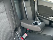 Mitsubishi Outlander PHEV DESIGN 39