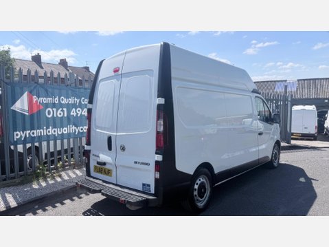 Vauxhall Vivaro 1.6 CDTi 2900 BiTurbo ecoTEC L2 H2 Euro 6 (s/s) 5dr 8