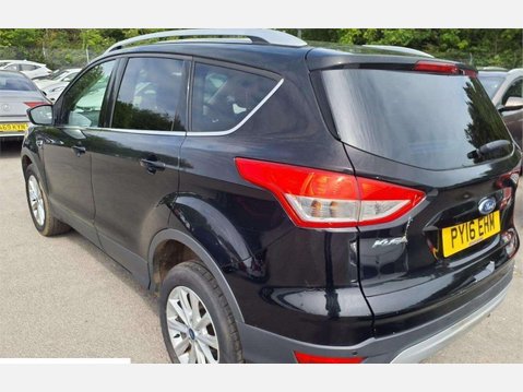 Ford Kuga 2.0 TDCi Titanium 2WD Euro 6 (s/s) 5dr 9