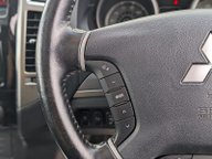 Mitsubishi Shogun DI-D SG3 21