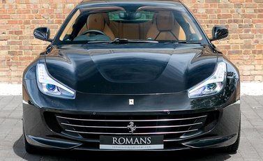 Ferrari GTC4 Lusso 4