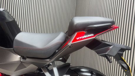 Hyosung GD 2016 ONLY 1K 250CC SPORTS BIKE LIGHTWEIGHT LONG MOT 27