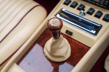 Aston Martin V8 Vantage X-Pack 580X 20