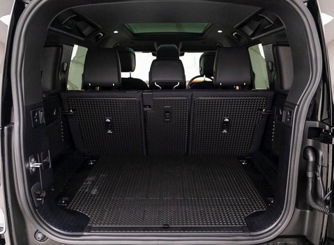 Land Rover Defender 110 X P400 29
