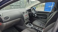Ford Focus 1.6 Style Hatchback 5dr Petrol Automatic (184 g/km, 99 bhp) 25