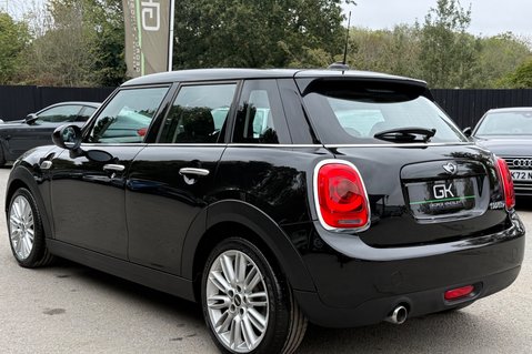 Mini Hatch COOPER D - £20 ROAD TAX - MEDIA XL -LED HEADLIGHTS -HIGH SPEC - NEW MOT 2