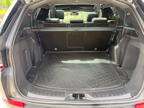 Land Rover Discovery Sport 2.0 Discovery Sport Black HSE TD4 Auto 4WD 5dr 21