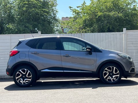 Renault Captur 1.5 dCi ENERGY Dynamique S Nav SUV 5dr Diesel Auto Euro 6 (s/s) (90 ps) 6