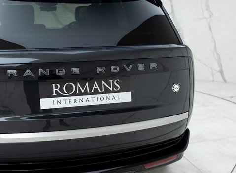 Land Rover Range Rover P530 SV 32