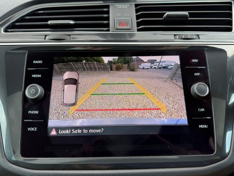 Volkswagen Tiguan 2.0 BiTDI R-Line DSG 4Motion Euro 6 (s/s) 5dr 19