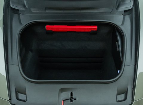 Porsche 911 Carrera (992) 27