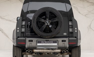 Land Rover Defender 90 V8 Carpathian Edition 5