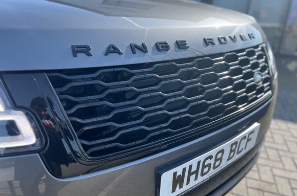 Land Rover Range Rover 3.0 SDV6 VOGUE AUTO 8