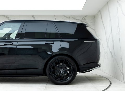 Land Rover Range Rover D300 SE 26