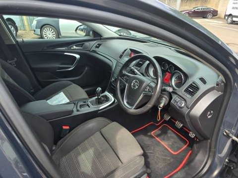 Vauxhall Insignia SRI CDTI 11