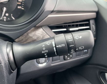 Toyota Avensis 1.8 Avensis Excel Valvematic CVT 5dr 50