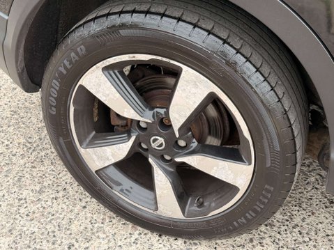 Nissan Qashqai 1.5 Qashqai N-Vision dCi 5dr 25