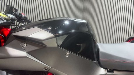 Hyosung GD 2016 ONLY 1K 250CC SPORTS BIKE LIGHTWEIGHT LONG MOT 20