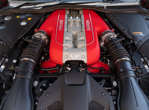 Ferrari 812 Superfast 29