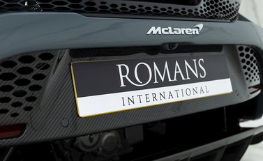 McLaren 765LT Spider 46