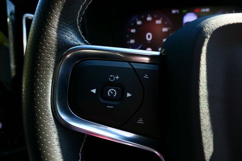 Volvo XC40 1.5 XC40 R-Design T3 Auto 5dr 40