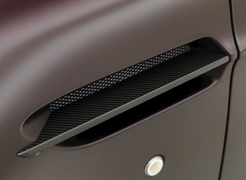 Aston Martin V12 Vantage S AMR 27