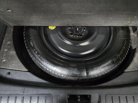 Land Rover Range Rover Evoque 2.2 SD4 Pure Tech Auto 4WD Euro 5 (s/s) 5dr 10