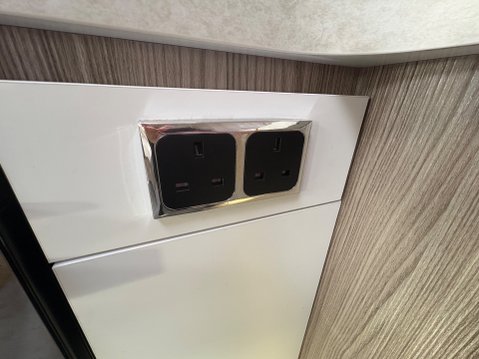 Benimar Tessoro T487 23