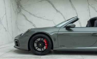 Porsche 911 Targa 4 GTS (992) 34