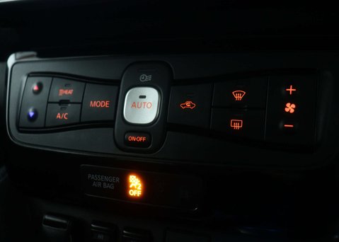 Nissan LEAF Leaf N-Connecta 5dr 30
