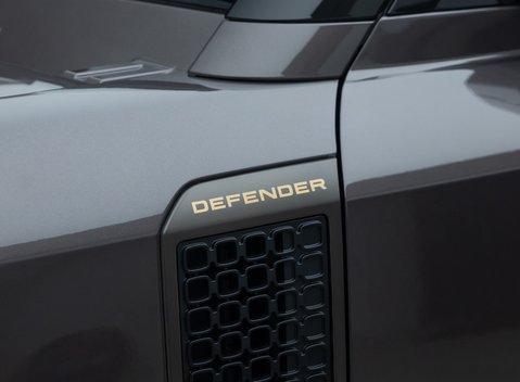 Land Rover Defender 110 OCTA 34