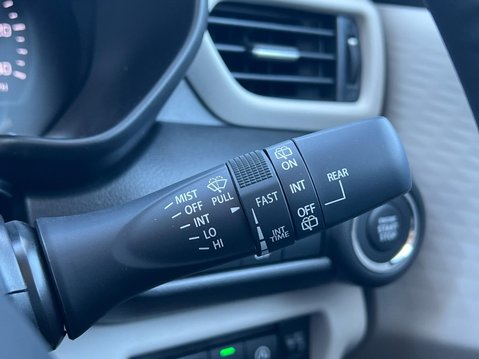 Suzuki Swift 1.2 Hybrid ULTRA 37