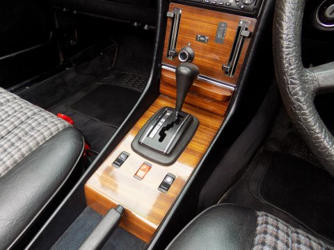 Mercedes-Benz R107 280 SL Sports 61