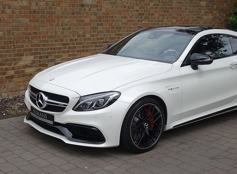 Mercedes-Benz C Class C63 S Coupe 24