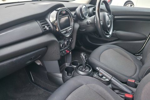 Mini Hatch 1.5 COOPER AUTOMATIC! FULL SERVICE HISTORY! 6 SERVICES! 20