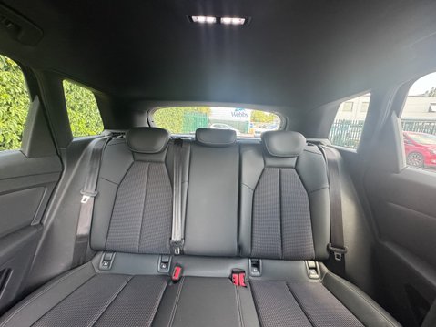 Audi Q4 40 S line SUV 5dr Electric Auto 82kWh (204 ps) 9