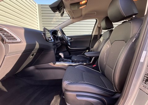 Kia Ceed 1.5T GDi ISG 3 DCT 12