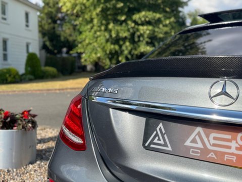 Mercedes-Benz E Class 4.0 E63 V8 BiTurbo AMG SpdS MCT 4MATIC+ Euro 6 (s/s) 4dr 62