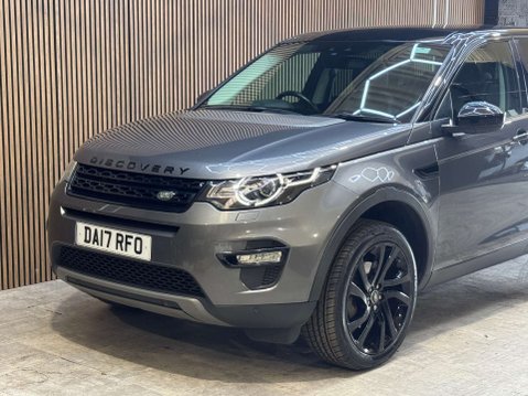 Land Rover Discovery Sport 2.0 Discovery Sport Black HSE TD4 Auto 4WD 5dr 30
