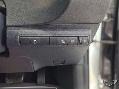 Toyota Corolla 1.8 VVT-h Icon Tech CVT Euro 6 (s/s) 5dr 60