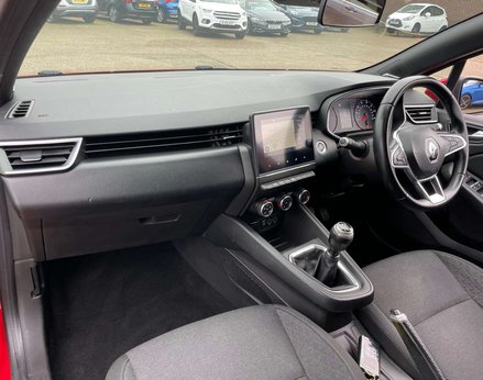 Renault Clio 1.0 Clio Iconic Bose TCe 5dr 26