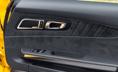 Mercedes-Benz Amg GT GT S 19