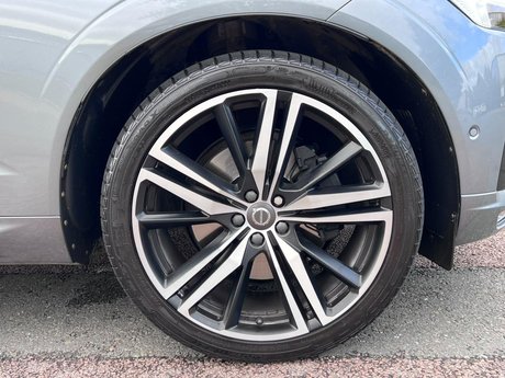 Volvo XC60 2.0 D4 R-Design Pro Auto AWD Euro 6 (s/s) 5dr 49