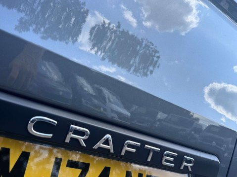 Volkswagen Crafter 2.0 TDI CR35 Commerce Plus Panel Van 5dr Diesel Manual FWD LWB High Roof Eu 22