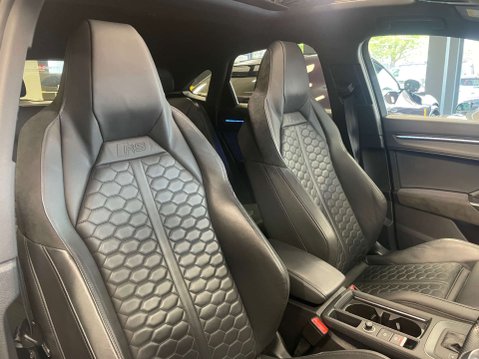 Audi RS Q3 2.5 RS Q3 Sportback TFSI Sport Edition Quattro Semi-Auto 4WD 5dr 9