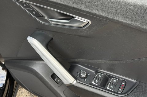 Audi Q2 TFSI S LINE - VIRTUAL COCKPIT - APPLE CAR PLAY - WIRELESS CHARGING 32