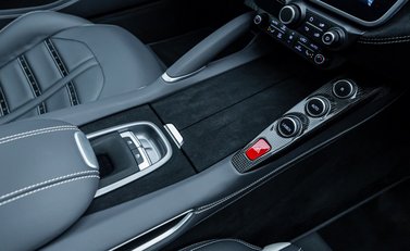 Ferrari GTC4 Lusso V12 17