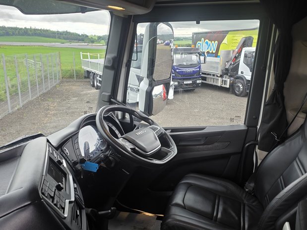 Iveco S-Way AS440S57TX/FP *ex-demo* 21